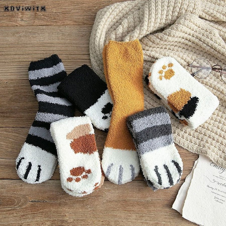 Hendrano™ Cozy Cat Paw Socks in Soft Coral Fleece, One Size Fits Most