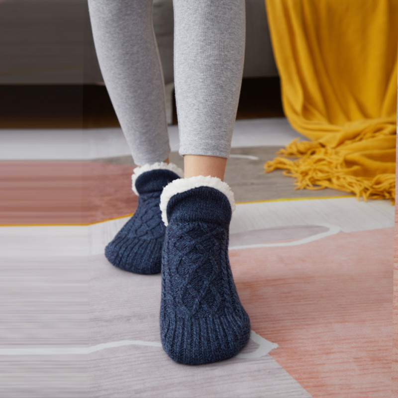 Knit Sherpa-Style Slipper Socks with Silicone Grippers