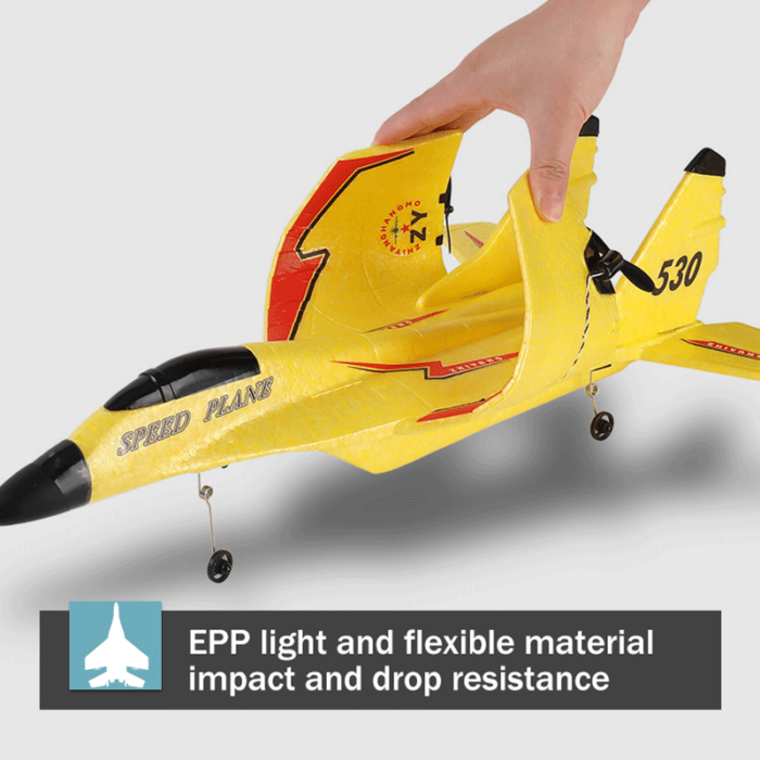 Hendrano™ Fighter Jet RC Plane in EPP Foam with LED Lights