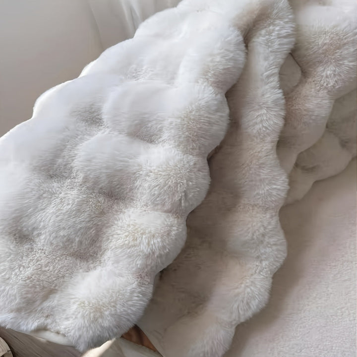 Round Fluffy Bubble Rug in Dense, Soft Fleece for Cozy Rooms
