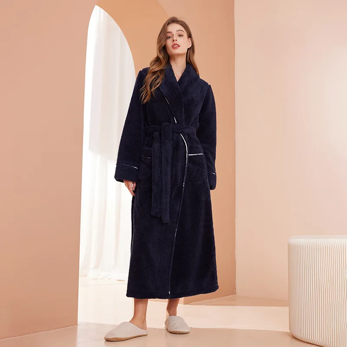 Hendrano™ Flannel Fleece Bathrobe with Turn-Down Collar and Tie Belt