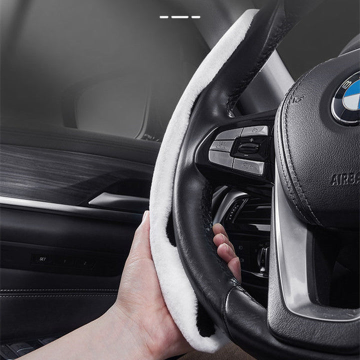 Hendrano™ Warm Non-Slip Steering Wheel Cover for Cold Weather