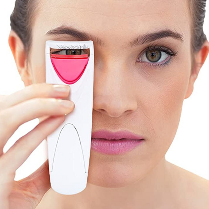 Heated Eyelash Curler for a Long-Lasting Natural Lift