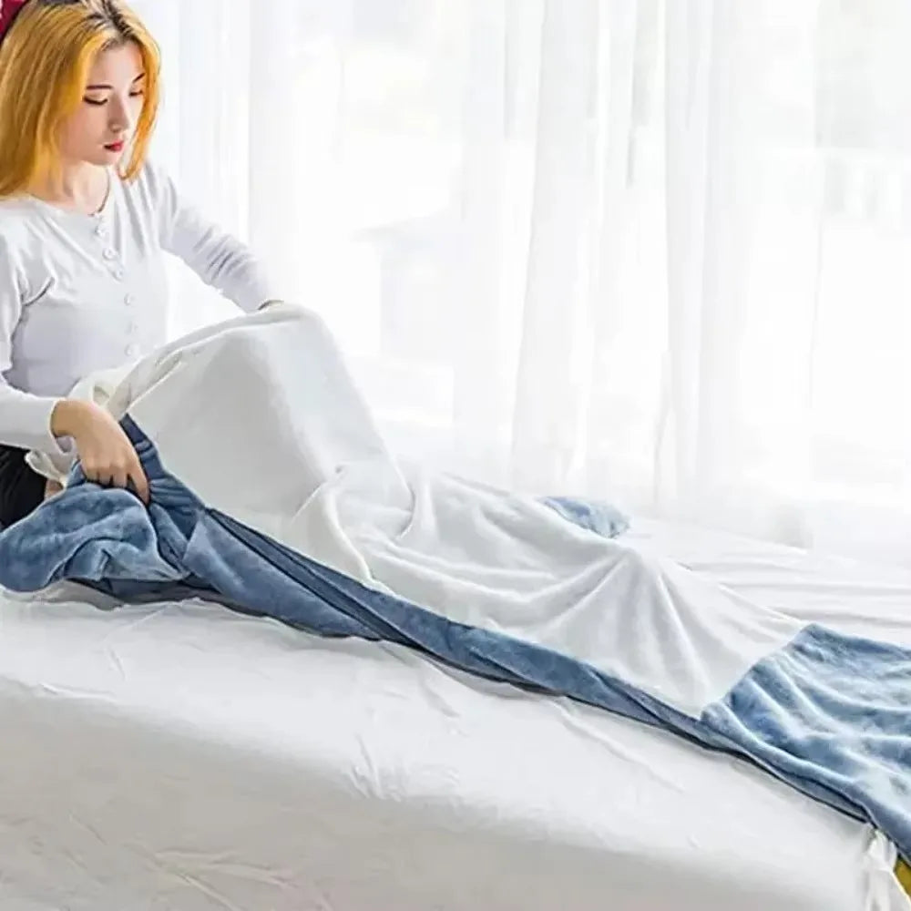 Hendrano™ Soft Flannel Shark Hoodie Blanket with Leg Wrap