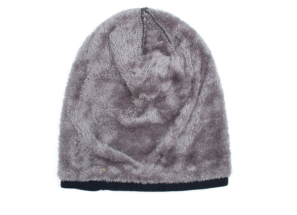 Gray slouchy knit beanie with fleece lining