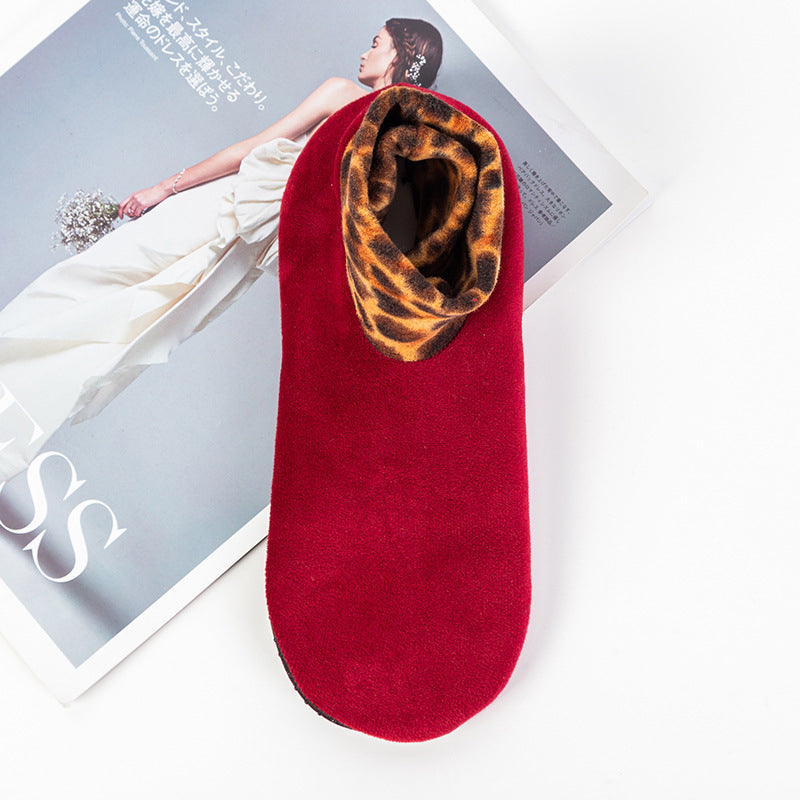 Hendrano™ Non-Slip Grip Socks with Silicone Sole for Men and Women