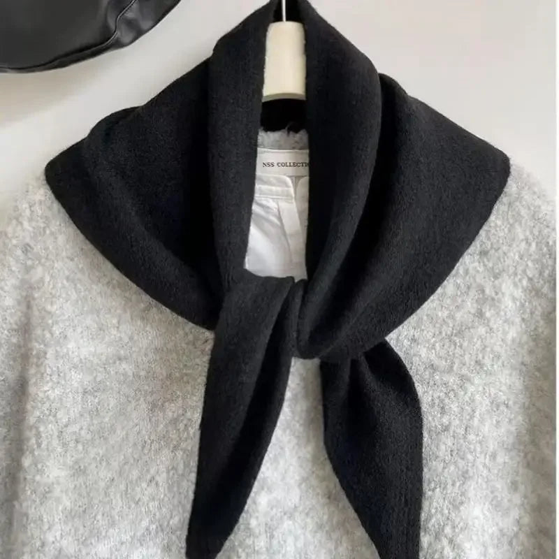Korean-Style Triangle Knit Scarf for Women – Light &amp; Cozy