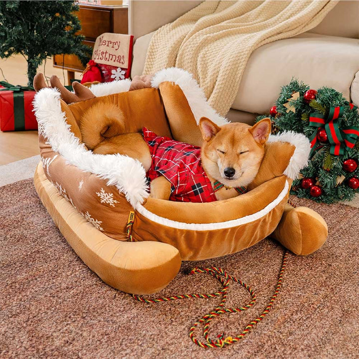 Hendrano™ Sleigh-Shaped Dog Bed with Plush Faux Fur for Cozy Winters