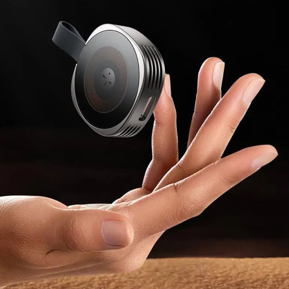 Magnetic Wireless Apple Watch Charger – Keychain Travel Size