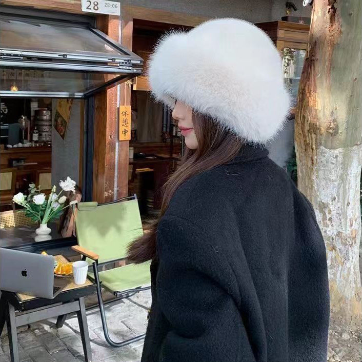 Fluffy beige faux fur roll-brim hat