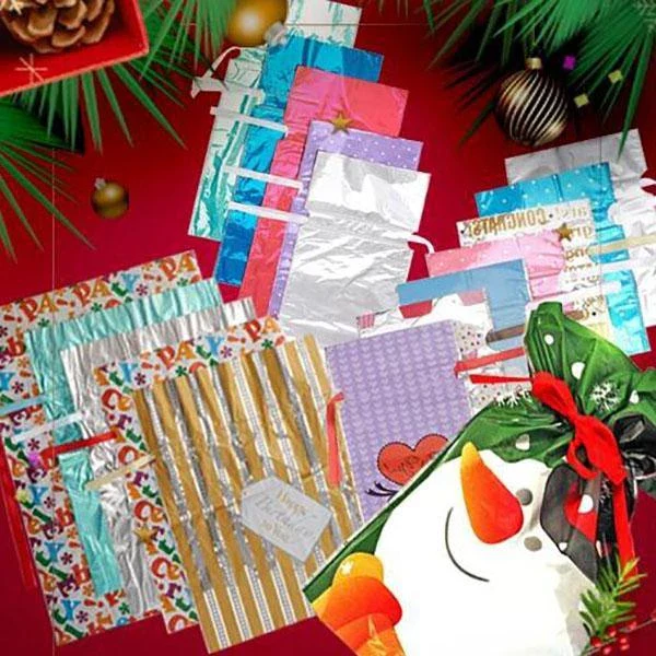 Hendrano™ Drawstring Christmas Gift Bags – 15-Piece Set in Three Sizes