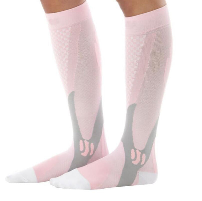 Hendrano Graduated Compression Knee Socks for Running and Travel