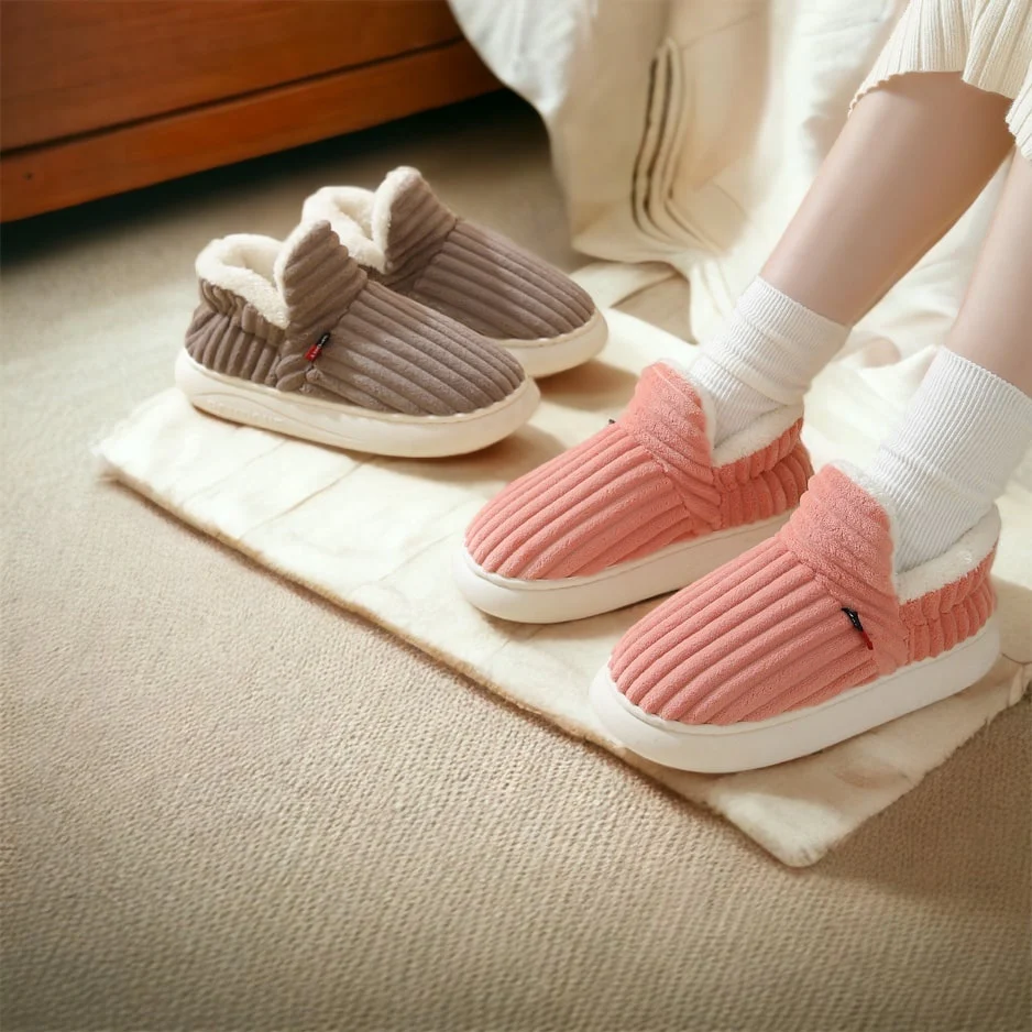 Hendrano™ Fuzzy Fleece Slippers with Thick Cushioned Non-Slip Sole
