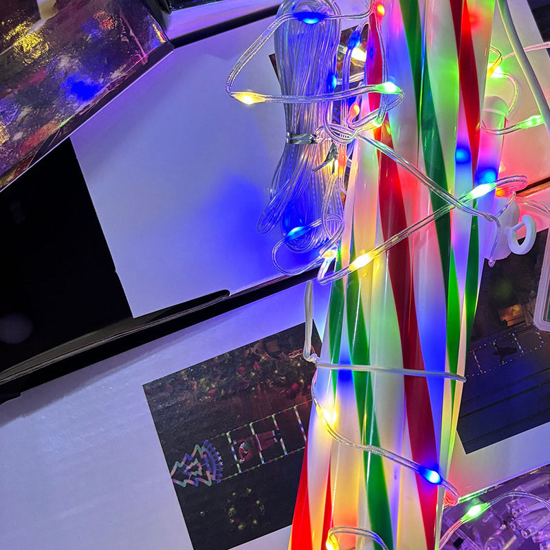 Hendrano™ Climbing Santa Ladder LED Light with 8 Flashing Modes