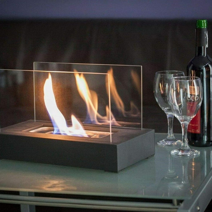 Modern Indoor/Outdoor Fire Feature – Elegant Ambiance