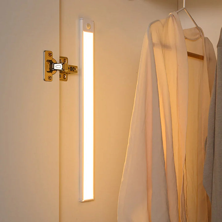 Hendrano™ Ultra-Slim Motion Sensor Closet Light with Dimmable LED