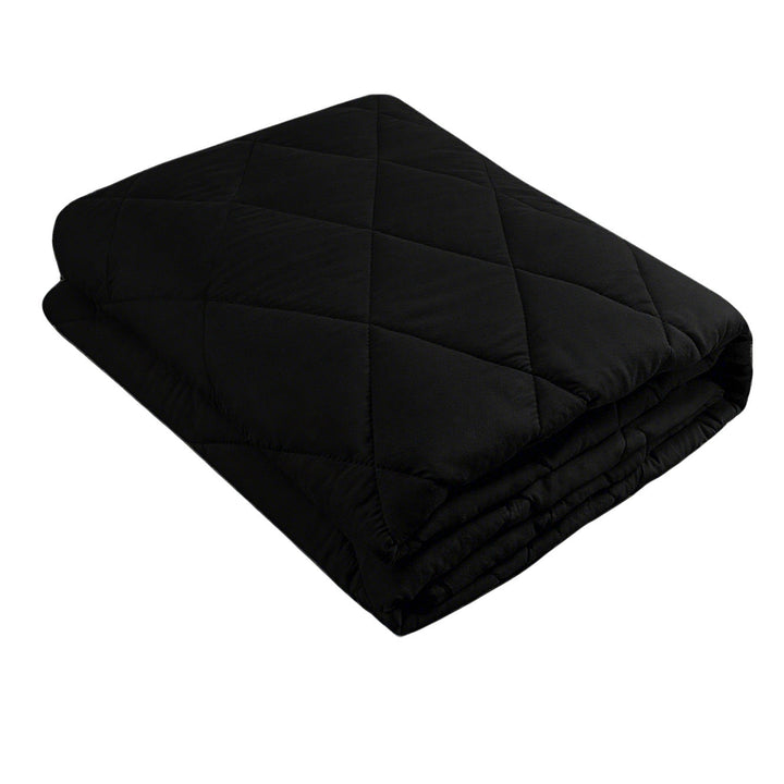 Plush Quilted Blanket with Even, All-Season Warmth