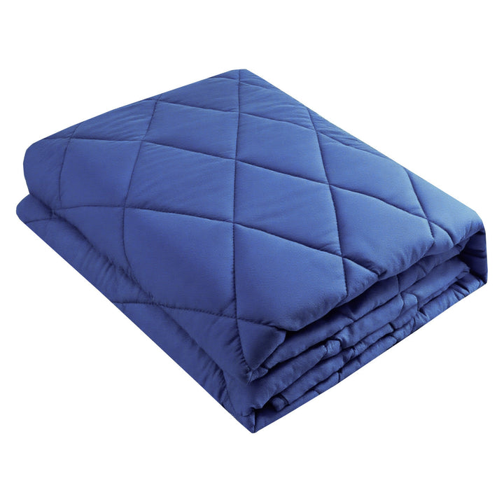 Plush Quilted Blanket with Even, All-Season Warmth