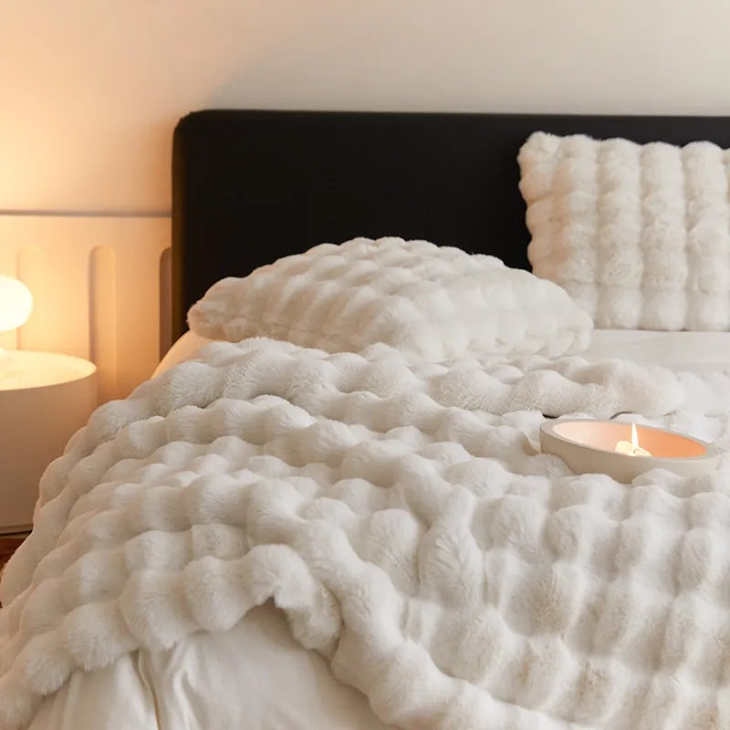 Dual-Layer Faux Fur Throw Blanket with Cloud-Soft Plush