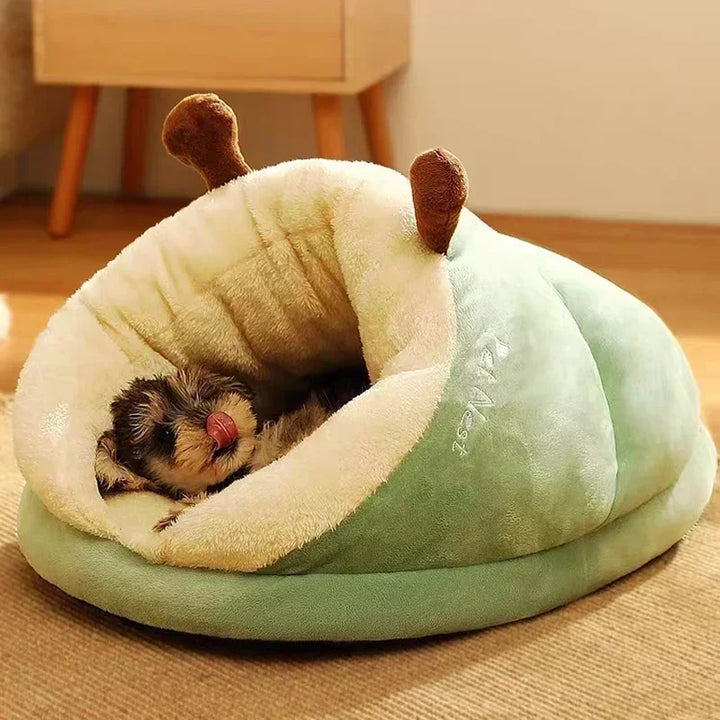 Slipper-Shaped Fleece Dog Bed – Foldable and Washable