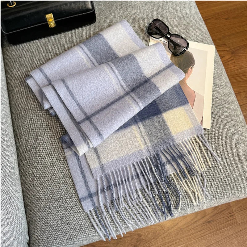 Plaid 100% Wool Scarf for Women – Oversized and Windproof