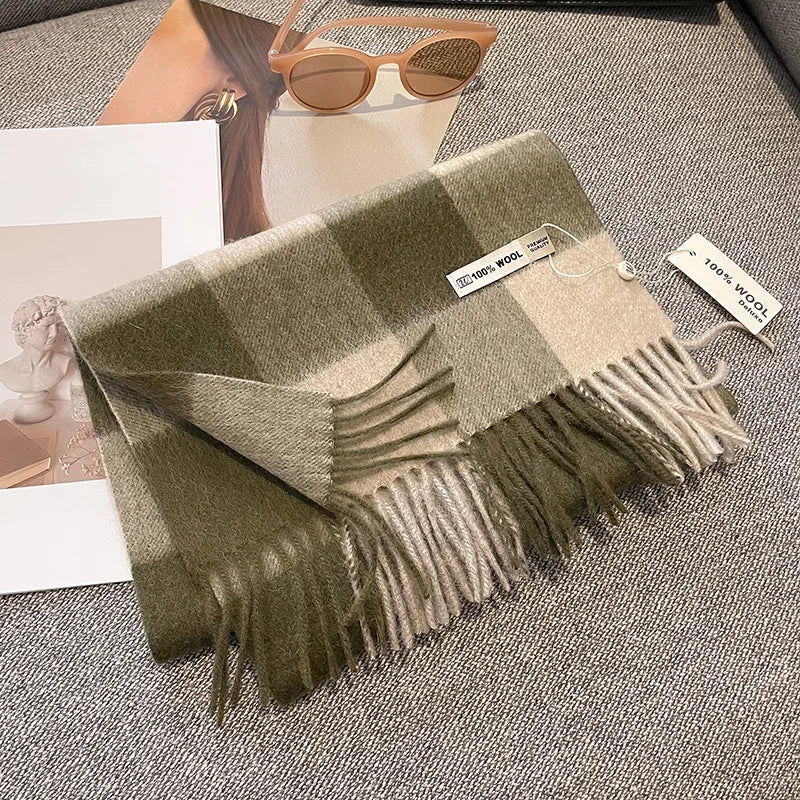 Plaid 100% Wool Scarf for Women – Oversized and Windproof