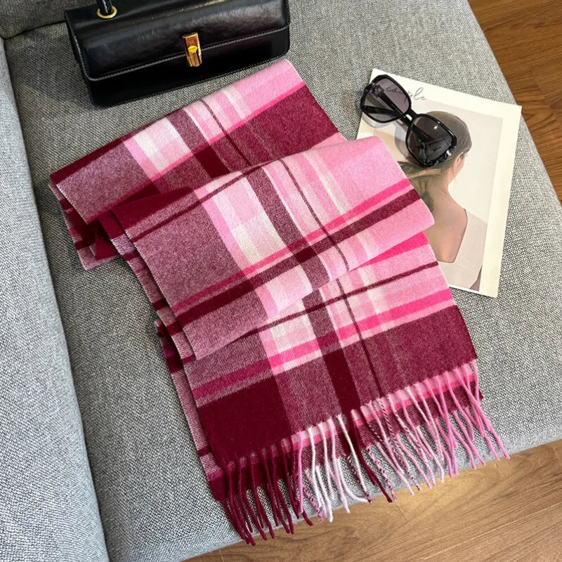 Plaid 100% Wool Scarf for Women – Oversized and Windproof