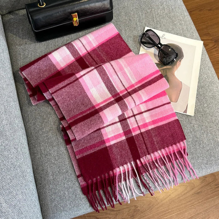Hendrano™ Plaid 100% Wool Scarf for Women – Oversized and Windproof