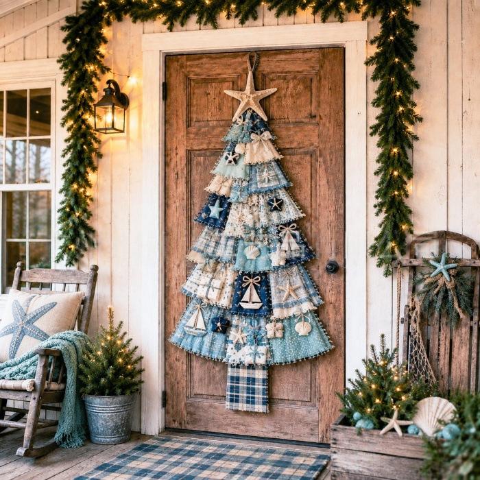 Patchwork-look Christmas tree door hanging