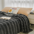 Hendrano™ Reversible Faux Fur Bubble Throw Blanket for Couch and Bed