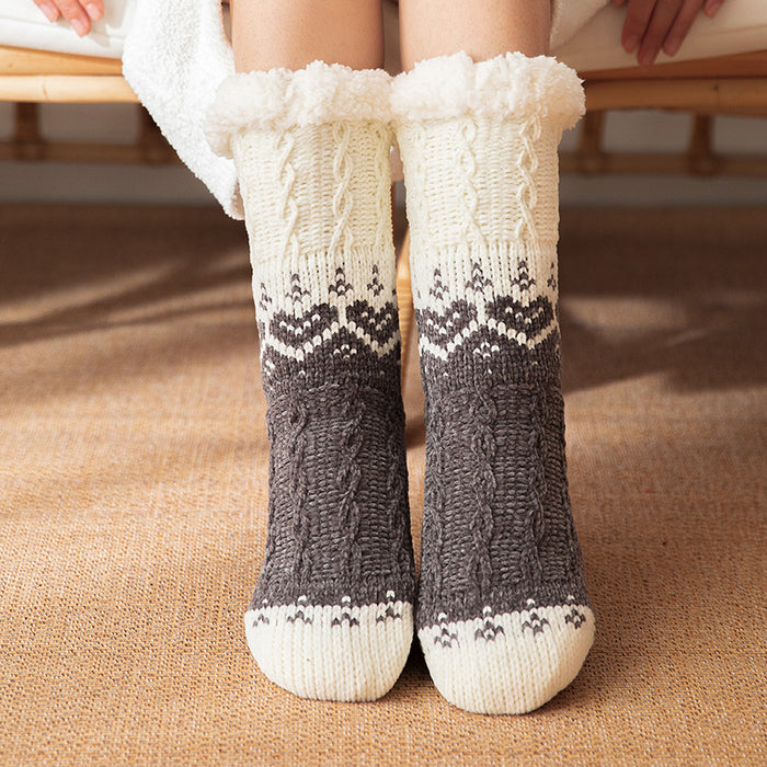Hendrano Plush-Lined Heart Knit House Socks with Grip Dots