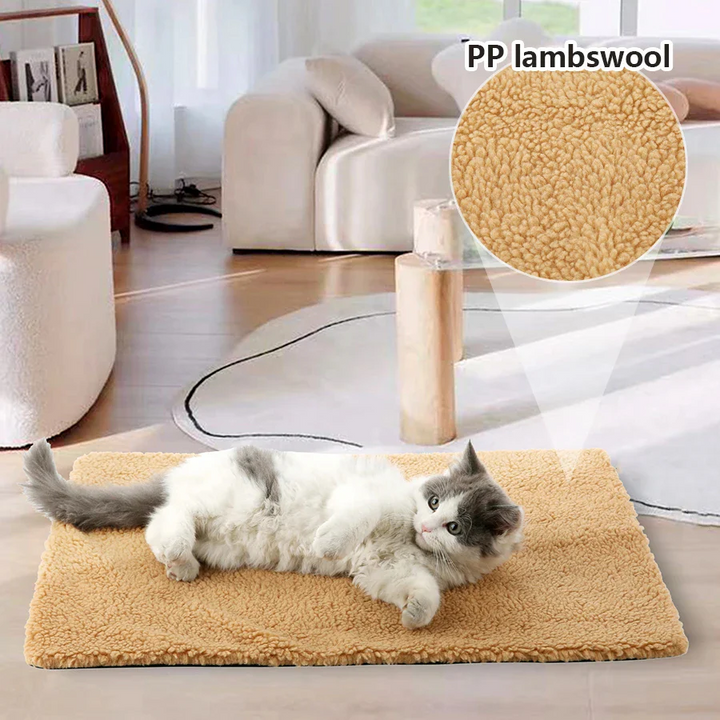 Hendrano™ Self-Warming Pet Pad for Cats and Dogs in Plush Faux Fur
