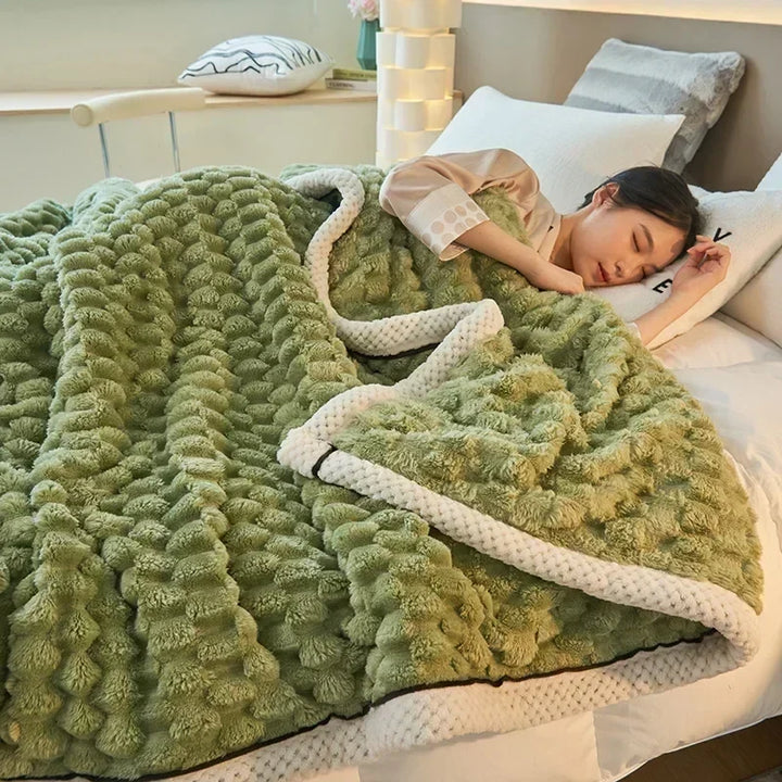 Thick Coral Fleece Blanket with Playful Turtle Velvet Texture