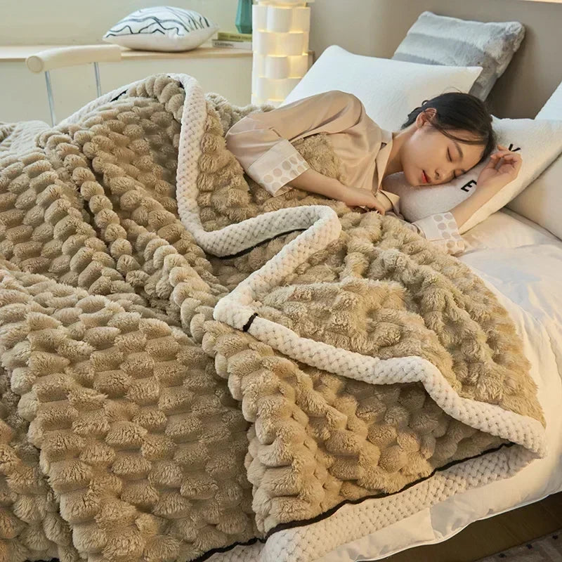 Thick Coral Fleece Blanket with Playful Turtle Velvet Texture