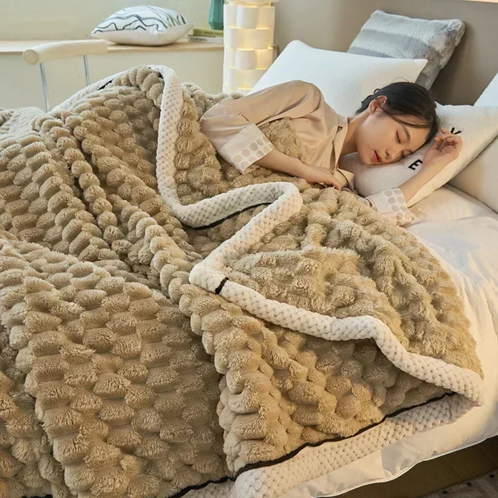 Thick Coral Fleece Blanket with Playful Turtle Velvet Texture
