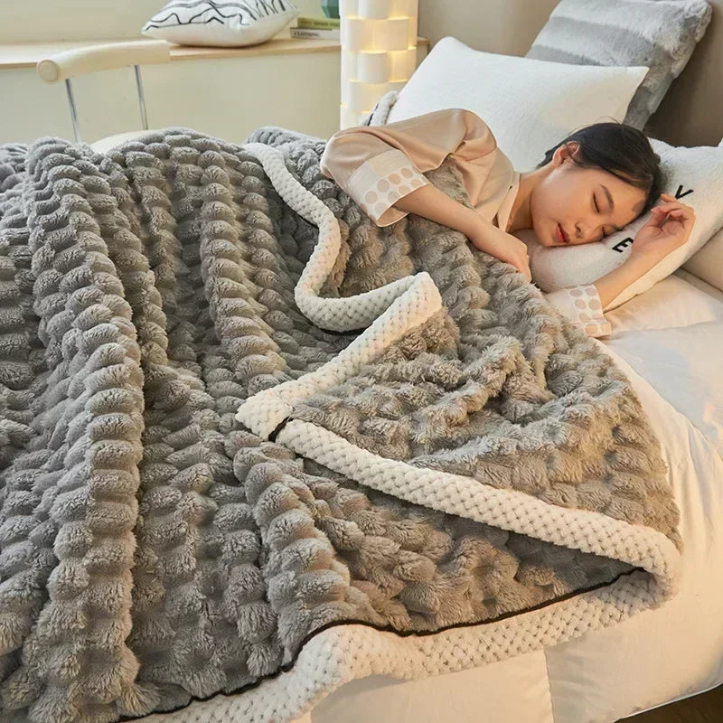 Thick Coral Fleece Blanket with Playful Turtle Velvet Texture