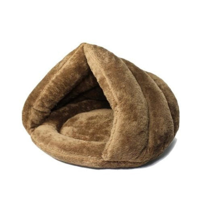 Self-Warming Cat Bed with Soft Faux Fur and Non-Slip Base