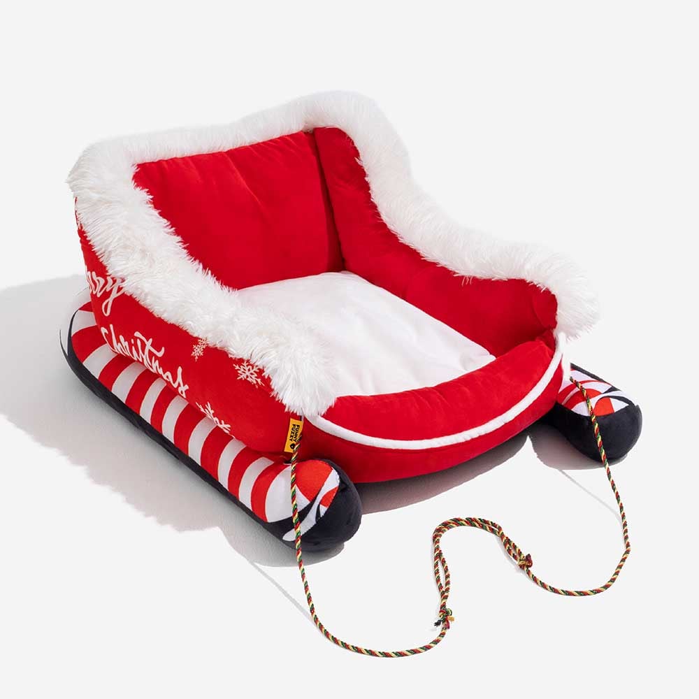 Hendrano™ Sleigh-Shaped Dog Bed with Plush Faux Fur for Cozy Winters