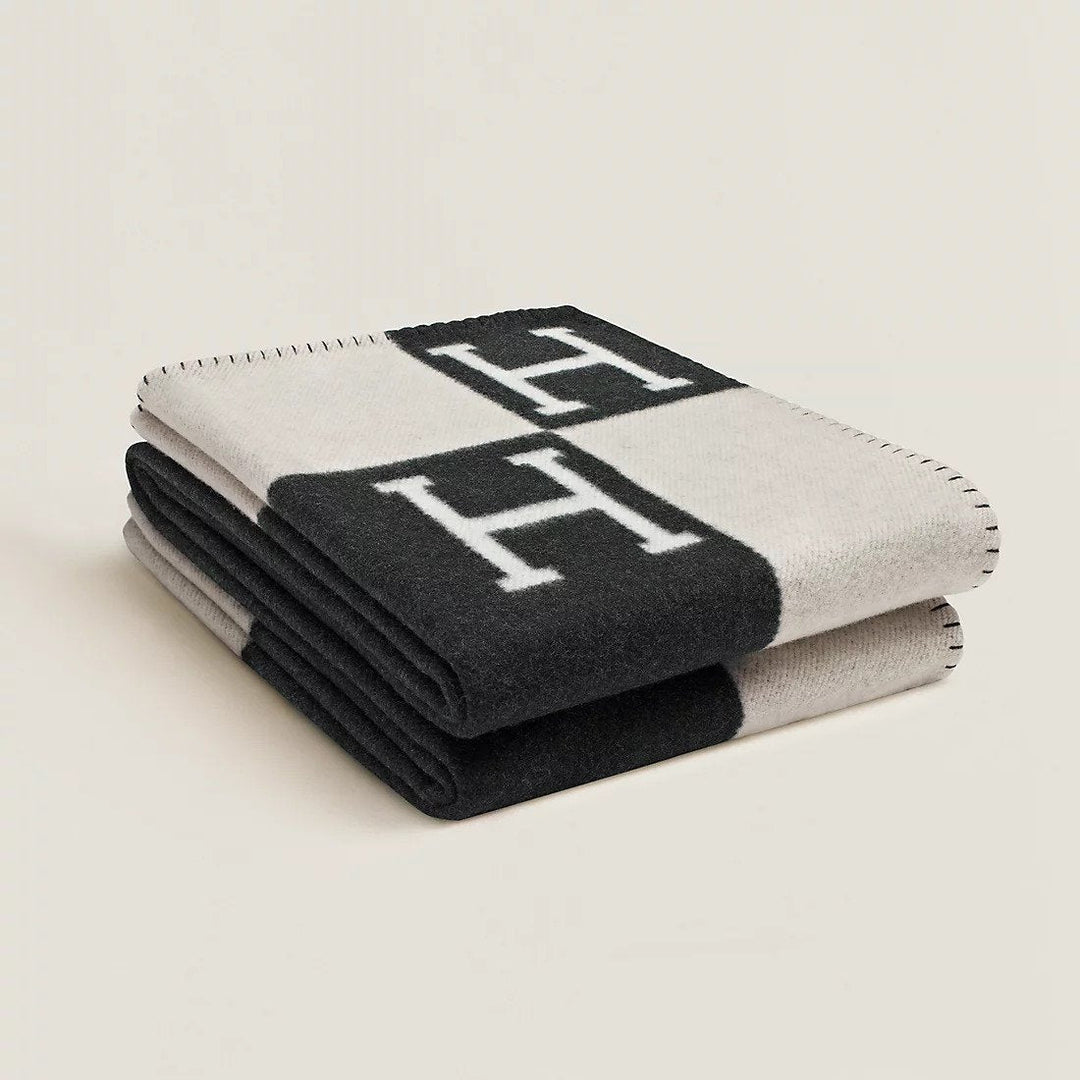 Cotton Couch Throw Blanket for Cozy Evenings at Home