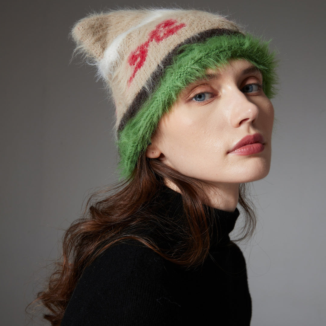 Fluffy cat ear beanie with bow pattern