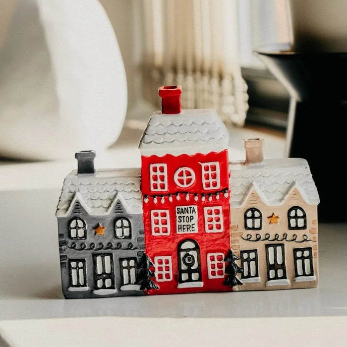 Hendrano™ Christmas Cabin Incense Cone Burner with 2 Cones Included