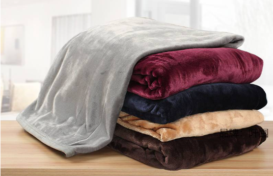 Faux Fur Fleece Throw Blanket with a Mink-Soft Feel