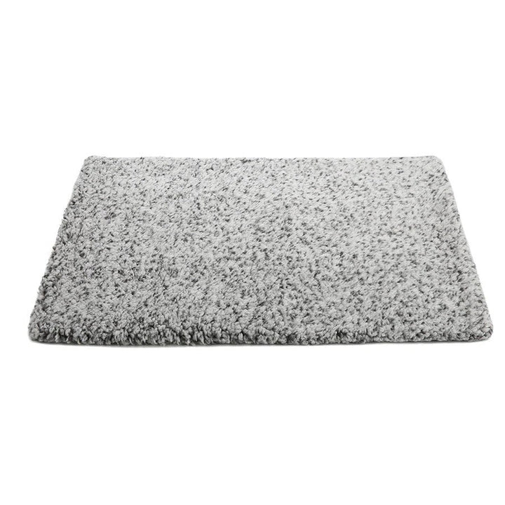 Hendrano™ Self-Warming Pet Pad for Cats and Dogs in Plush Faux Fur