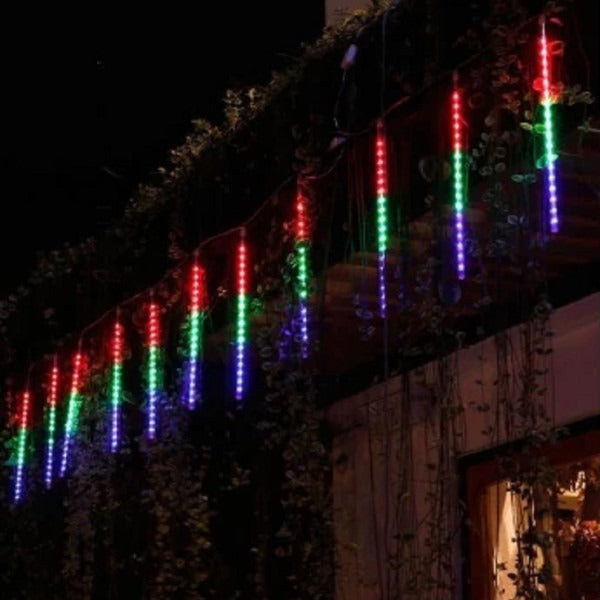 Hendrano™ LED Icicle Lights with Falling Snow Effect, 8 Tubes
