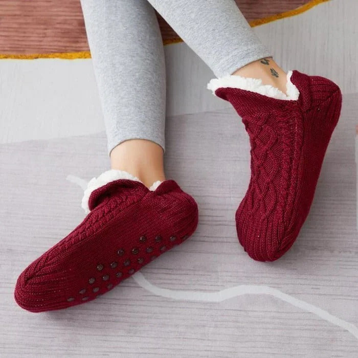 Hendrano™ Fleece-Lined Thermal Socks with Silicone Non-Slip Grips