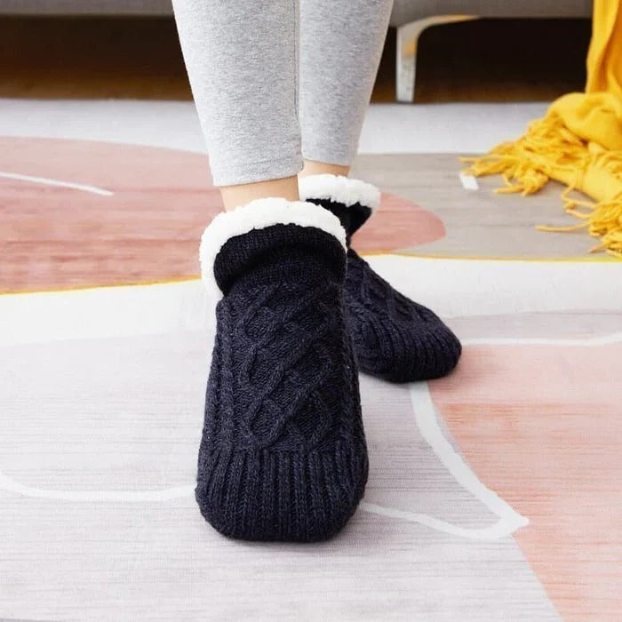 Hendrano™ Fleece-Lined Thermal Socks with Silicone Non-Slip Grips