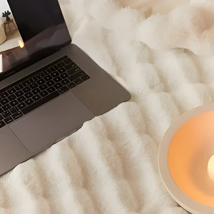 Soft Plush All-Season Blanket with a Minimal, Elegant Look