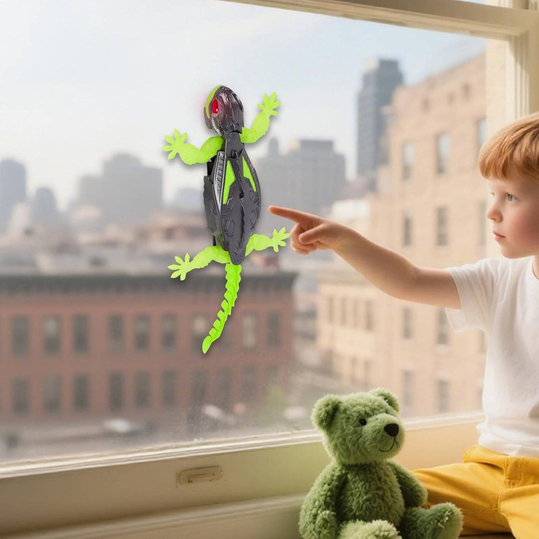 Hendrano™ Wall-Climbing RC Lizard Toy with Glowing LED Eyes