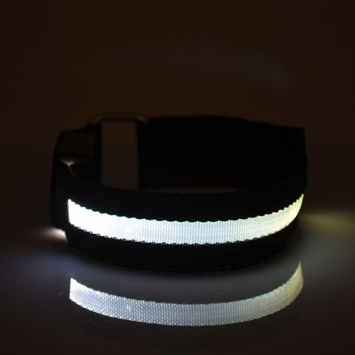 Hendrano™ Adjustable Light-Up LED Armband for Night Walks and Runs