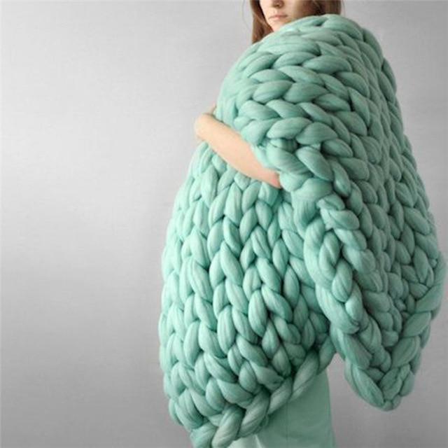 Handmade Chunky Knit Blanket with Ultra-Soft Texture
